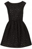 Vestido corto negro
